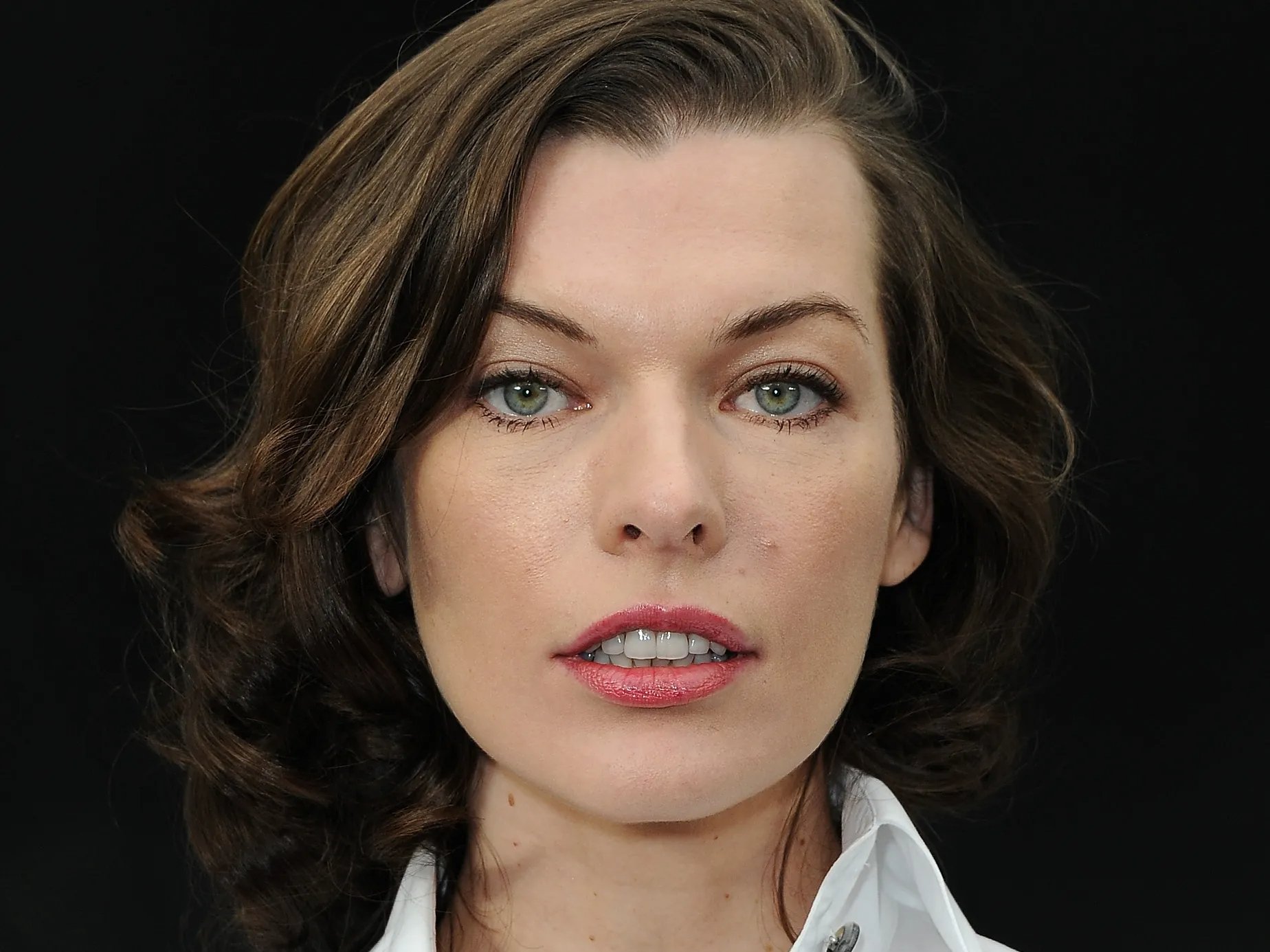 Milla Jovovich cucerește ia: Anunță mempalace, un sistem care nu uită nimic