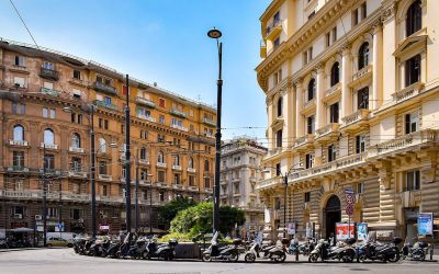 Hoții au golit o bancă din Napoli prin canalizare: Jaful perfect, fără urmă