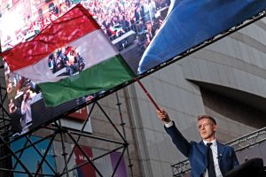 Magyar învinge la urne în Ungaria lui Orban: Victorie cu entuziasm, dar și mari provocări