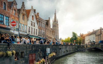 Avocatul general CJUE: UE nu poate bloca accesul la medicină pentru elevi rezidenți