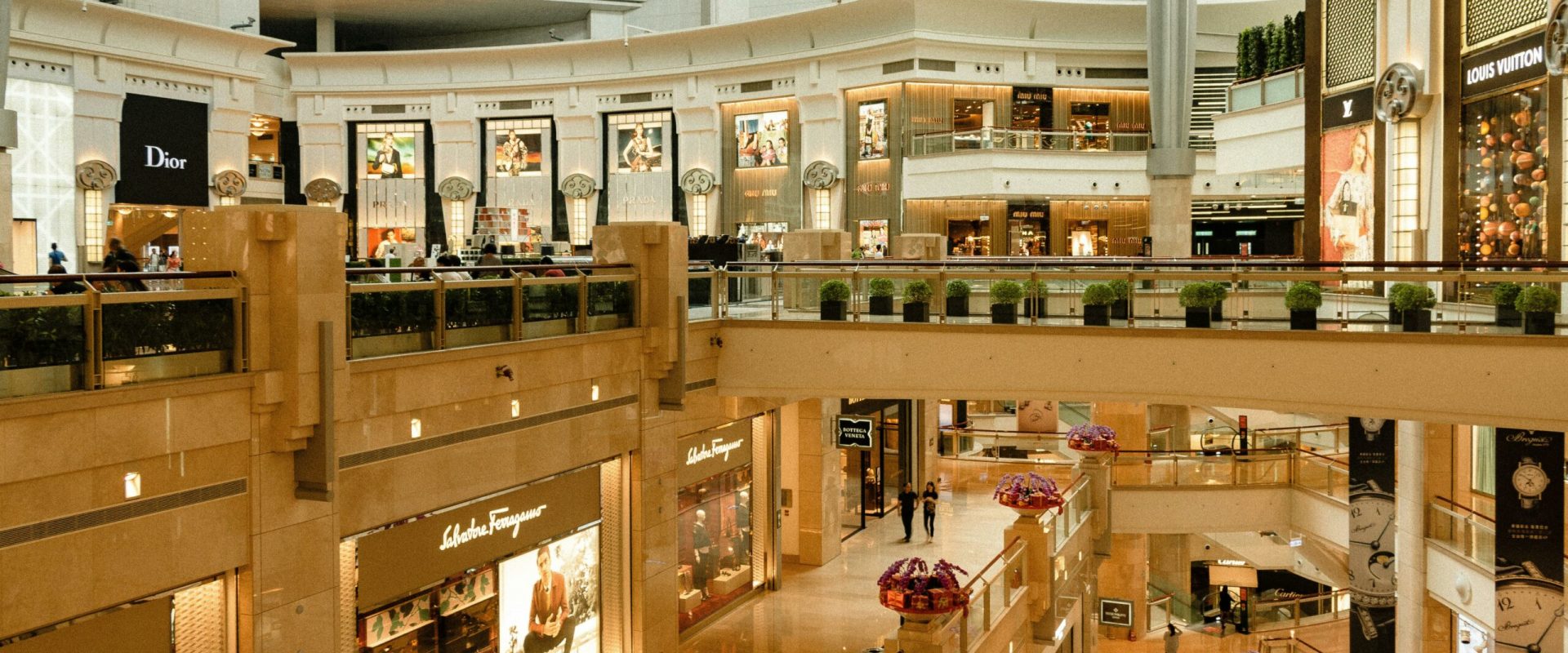 Mall deschis de Paște: Unde poți merge la cumpărături în București