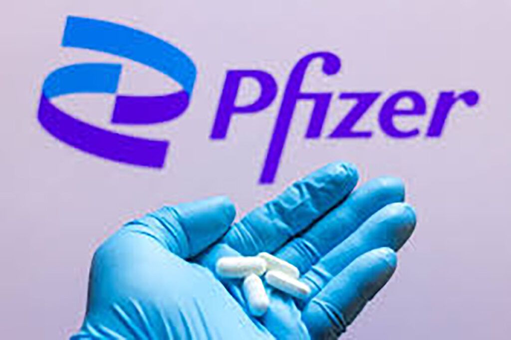 Miza URIAȘĂ a negocierilor Pfizer: De ce a zburat ministrul Rogobete în SUA