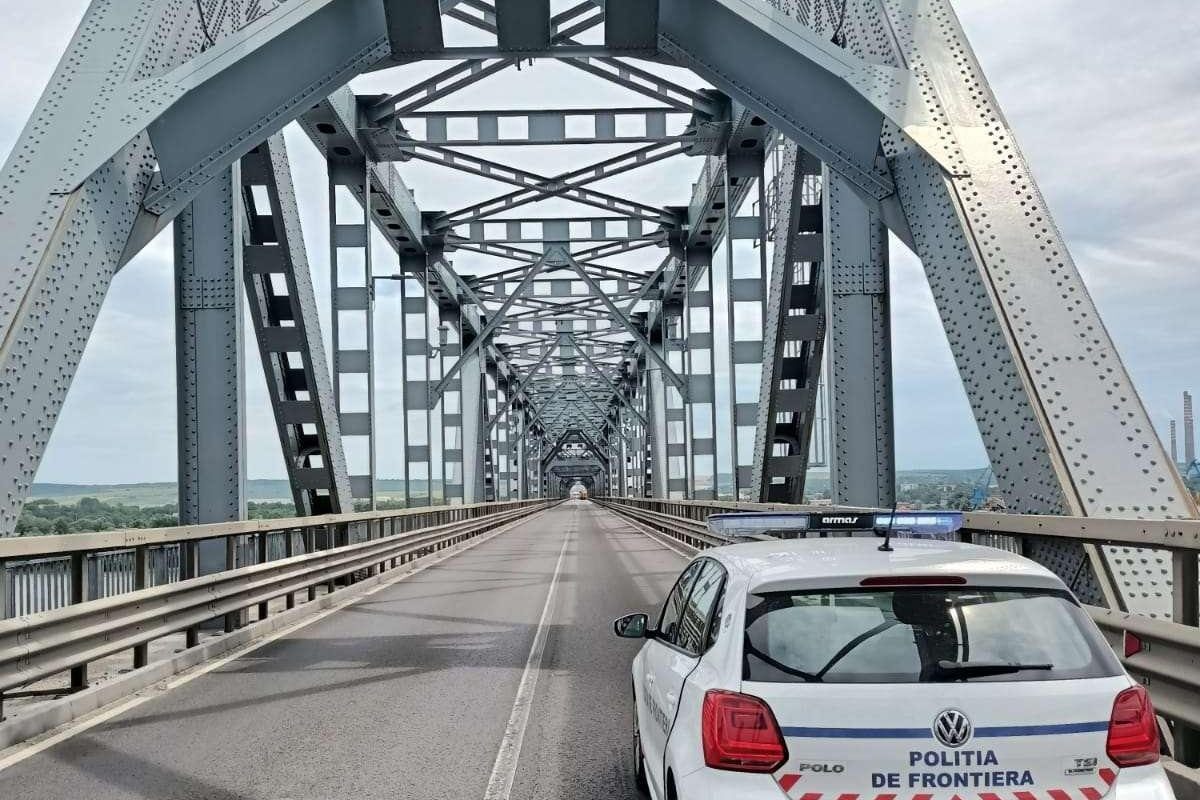 Liniste pe șosele în a doua zi de Paște: Românii au rămas acasă