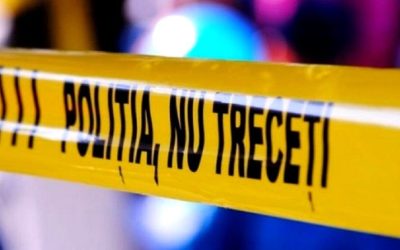 Macabru în București: Minoră, acuzată de uciderea mamei sale