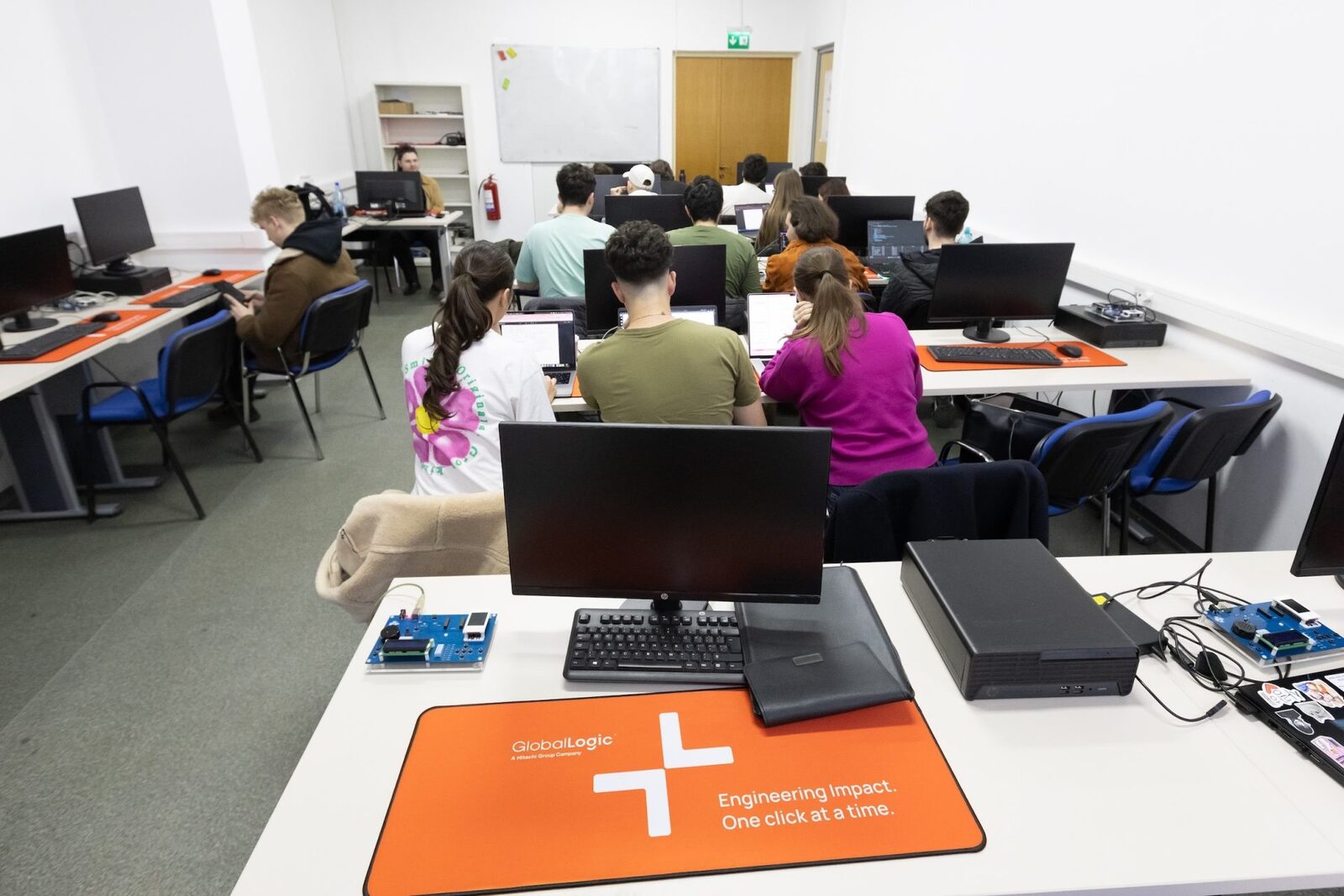 București: Facultatea de Automatică și Calculatoare, laboratoare noi, investiție de 30.000 euro