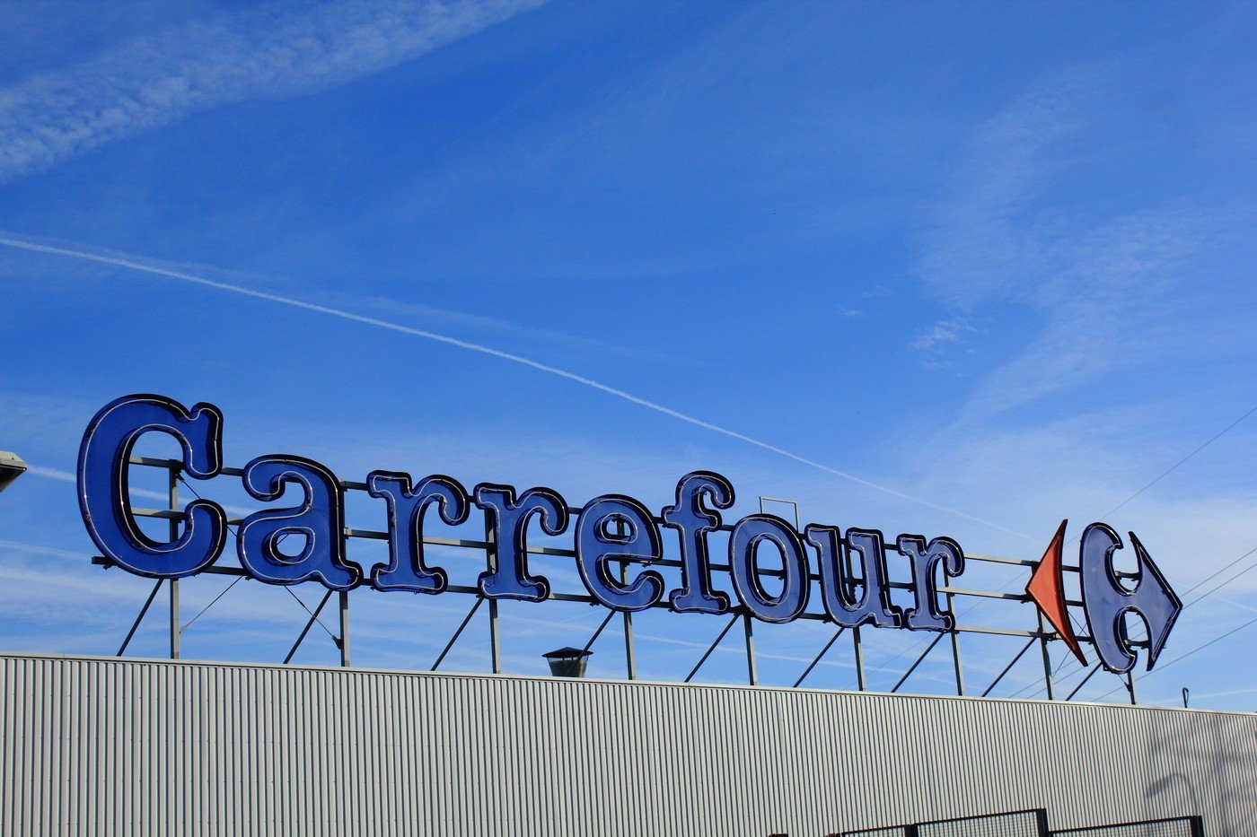 Programul carrefour de paște 2026: Când sunt închise hypermarket, market și express