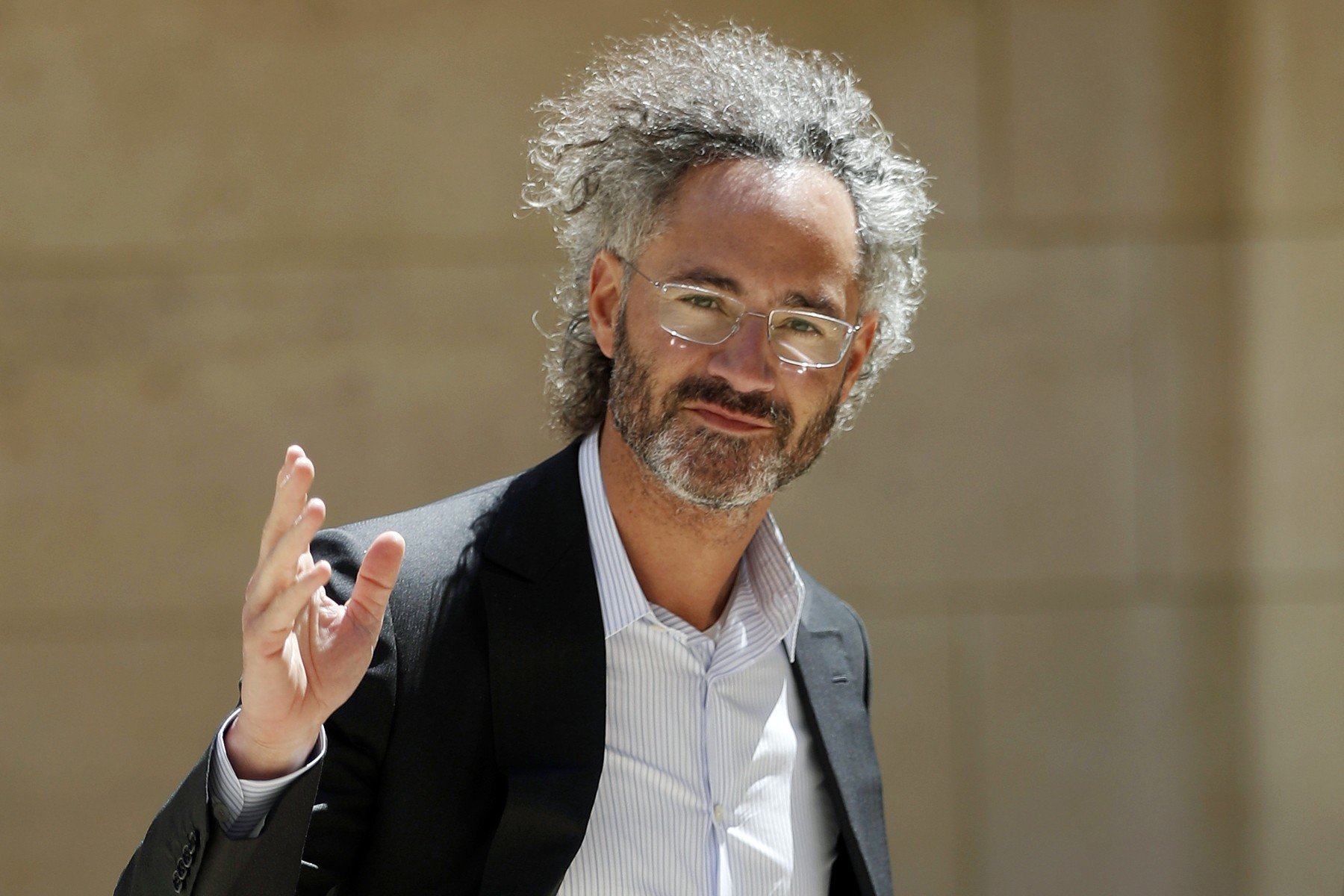 Șeful palantir: Doar două categorii de oameni vor supraviețui „erei ai”
