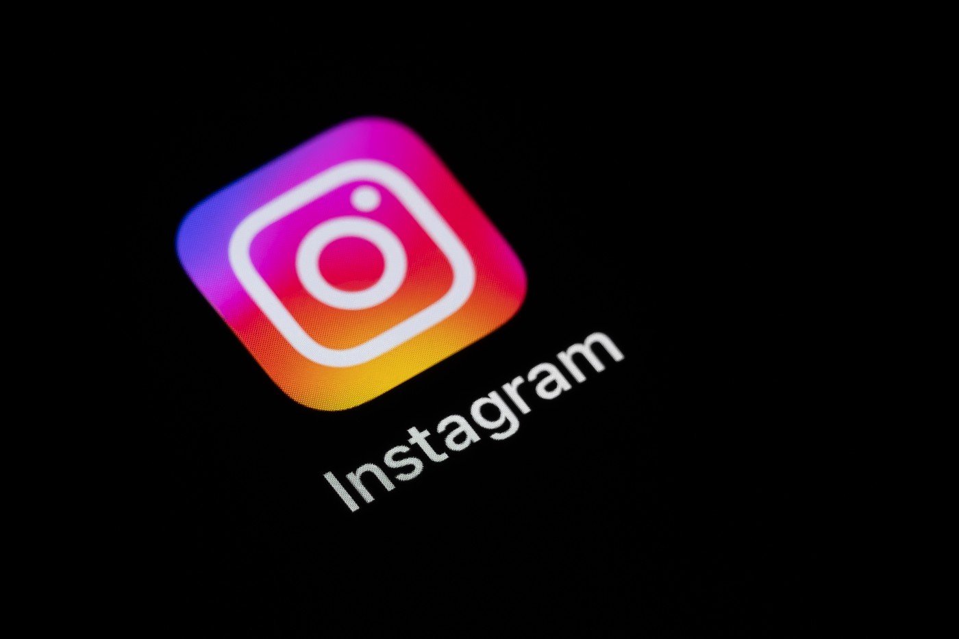 Meta introduce abonament plătit pe instagram: Funcții premium pentru stories