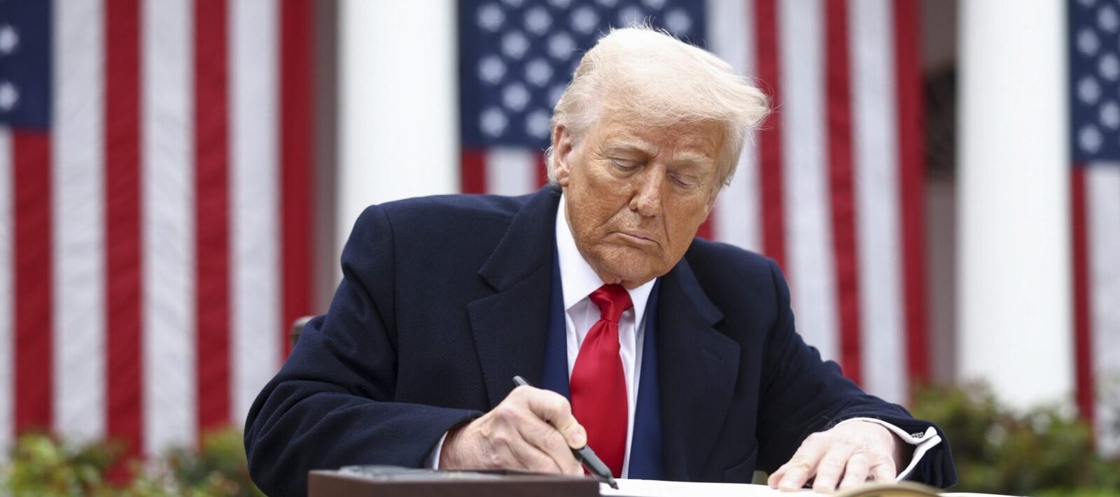SUA, acord de 20 miliarde dolari cu Iranul: Trump, gata să plătească în numerar