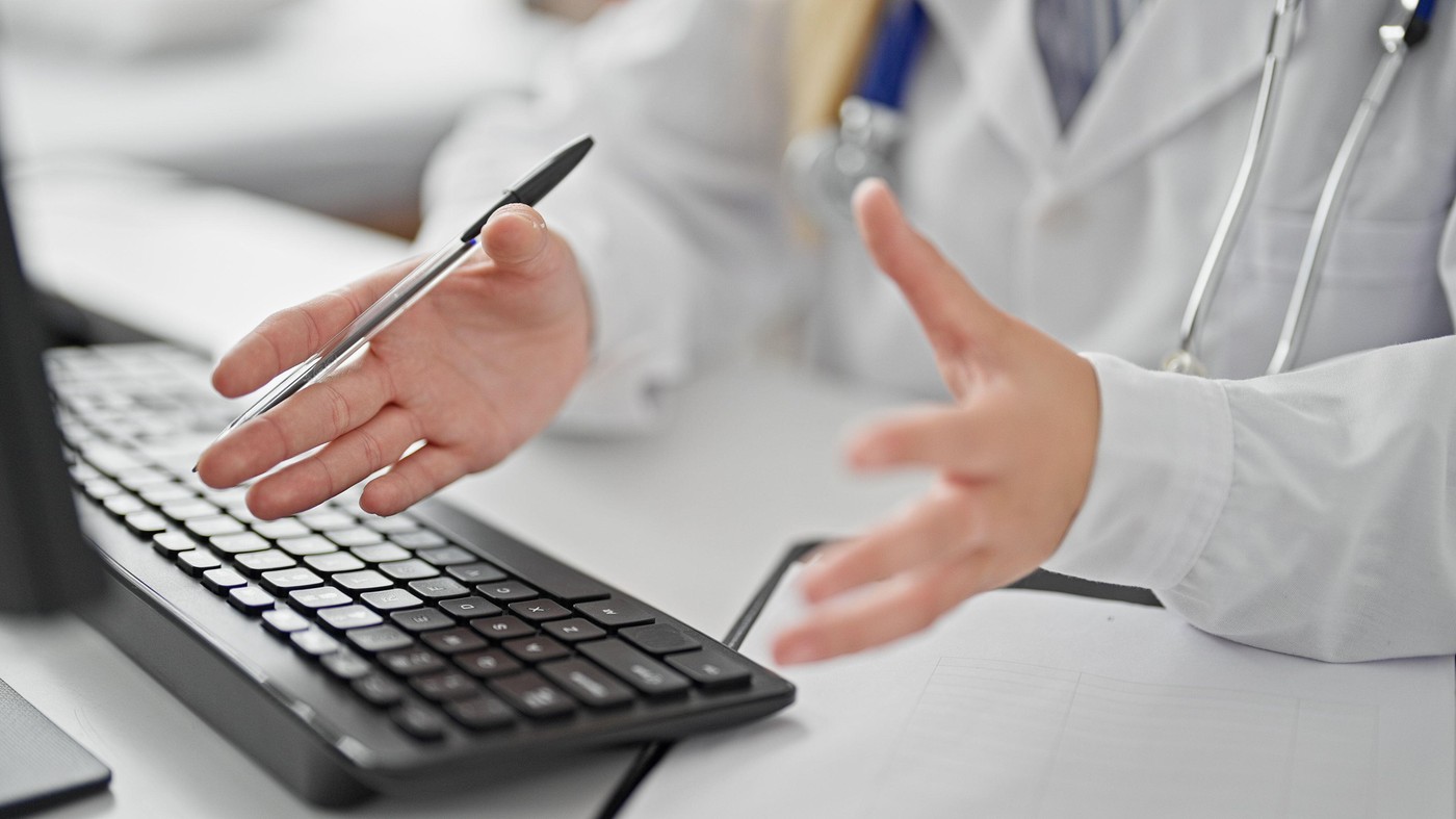 Concediul medical contează la pensie? Când și cum se adaugă vechimea