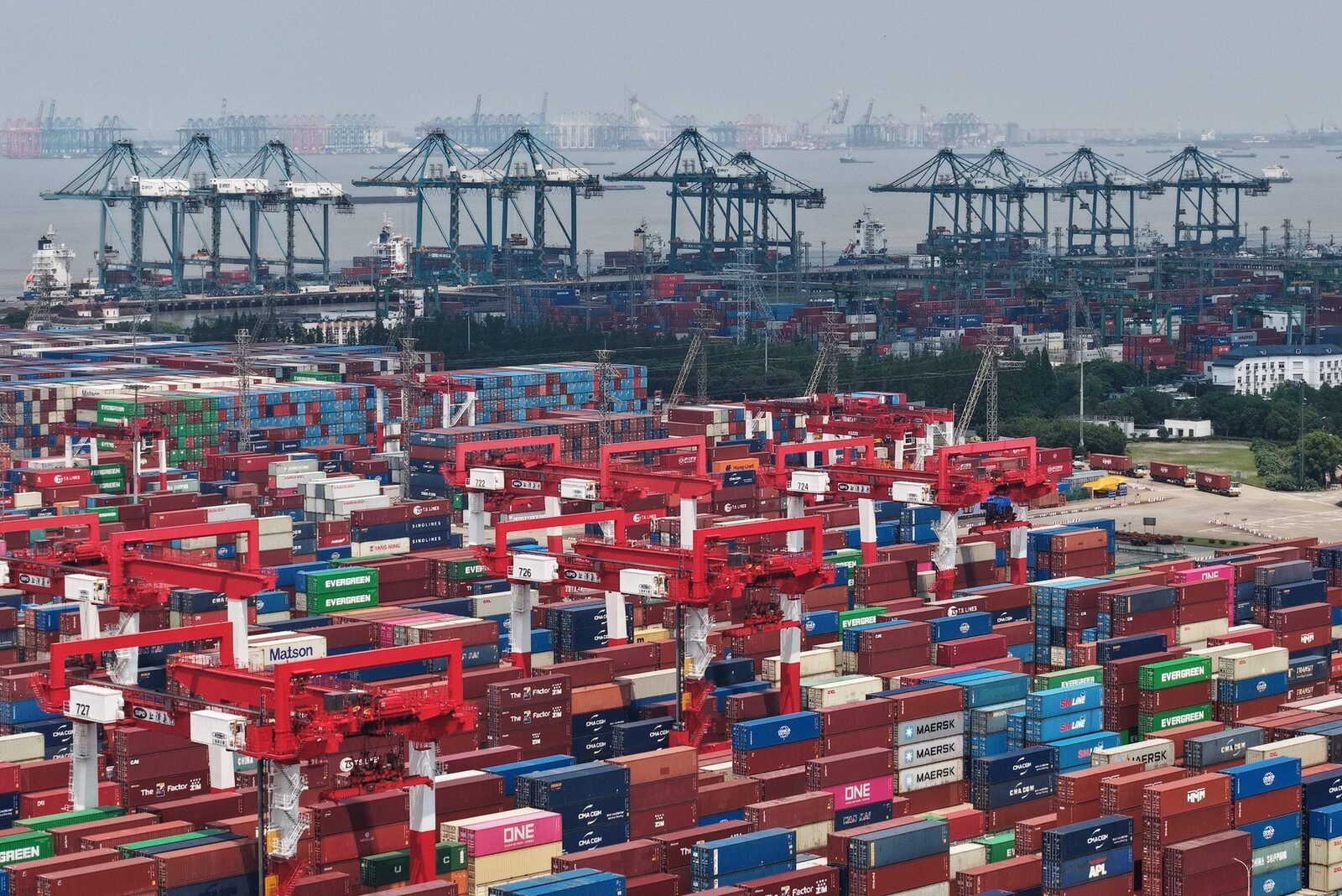 China: Exporturile, șocant de încetinite. Probleme majore pentru economie