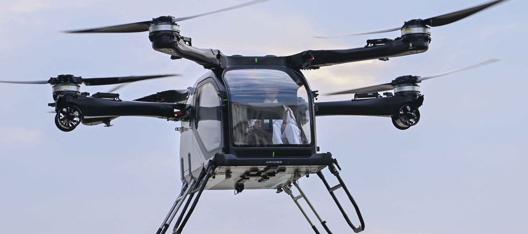 Xpeng lansează „mașina zburătoare” în 2025: China dă startul revoluției auto