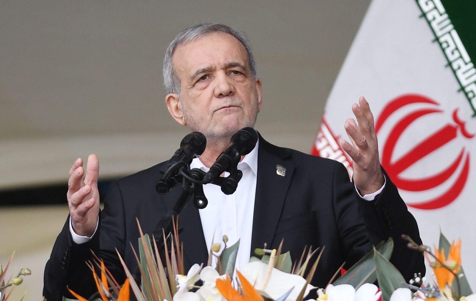 Iranul, mesaj pentru Papa după „jignirea” lui Donald Trump: „În numele națiunii”
