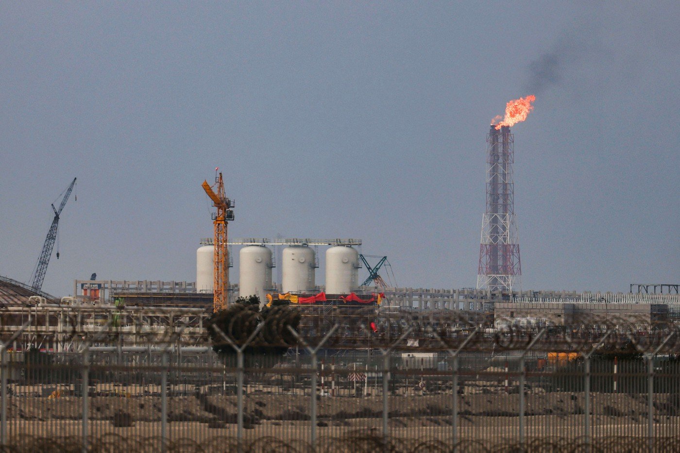 Războiul din Iran: Scumpirile vor afecta România ani buni, avertizează un expert european