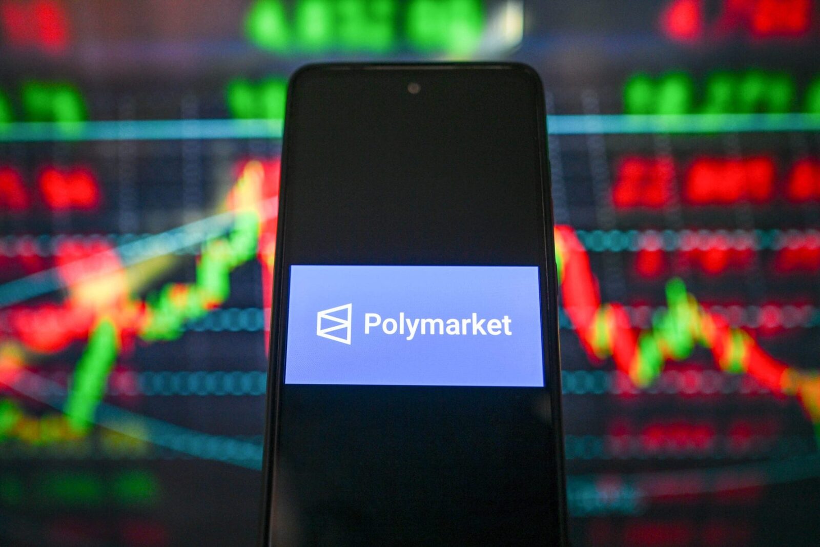 Pariuri de milioane pe război: Jucătorii Polymarket, investigați de The Guardian