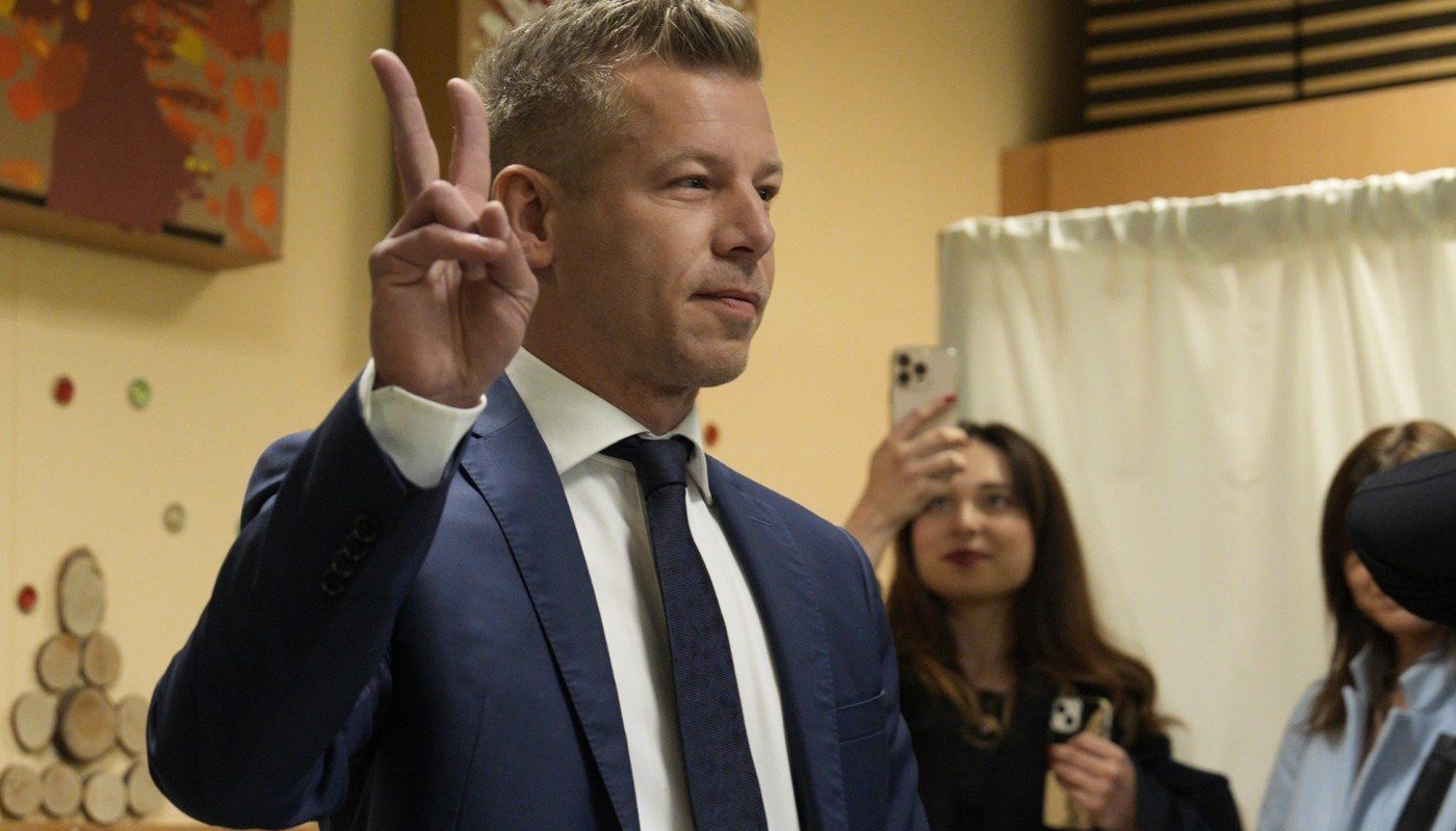 Magyar: Viktor Orban a sunat și ne-a felicitat după victorie