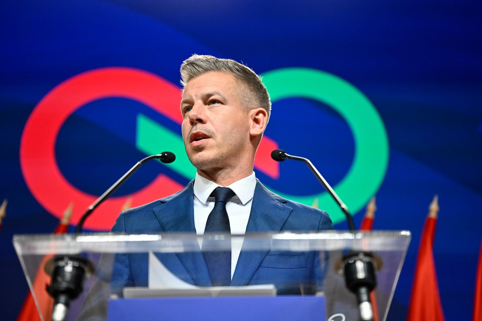 Magyar, premier ales, acuză: Documente secrete, distruse de guvernul ungar