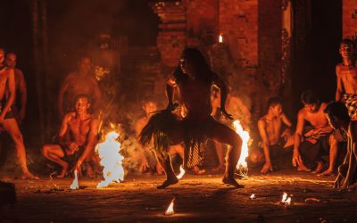 De ce ne schimbăm radical comportamentul pe timp de noapte: Psihologie și Antropologie