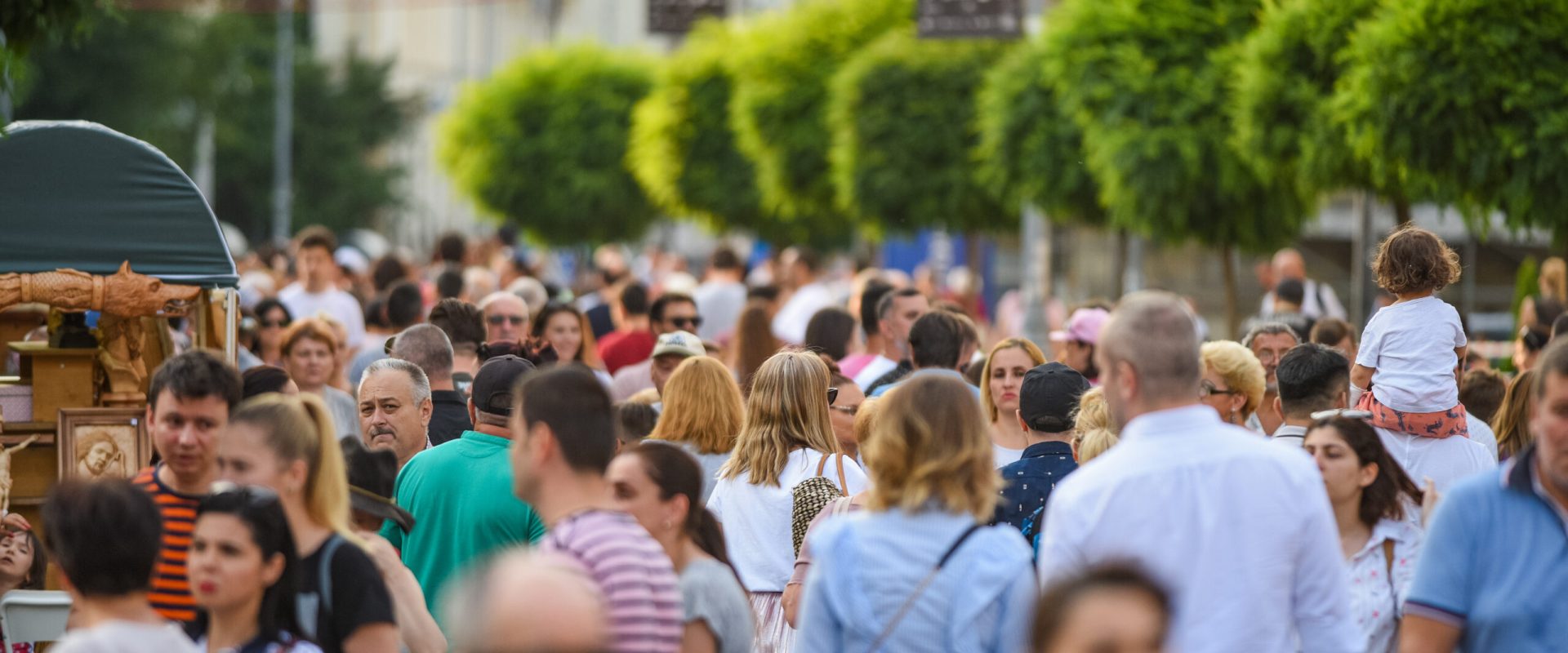 Unde-și pot rotunji românii cel mai bine veniturile? Hărțile salariilor din România