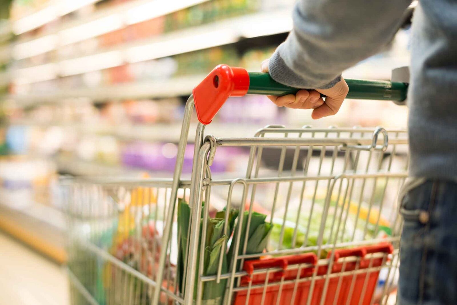 Cifre negre: Comerțul cu amănuntul continuă să scadă și în februarie