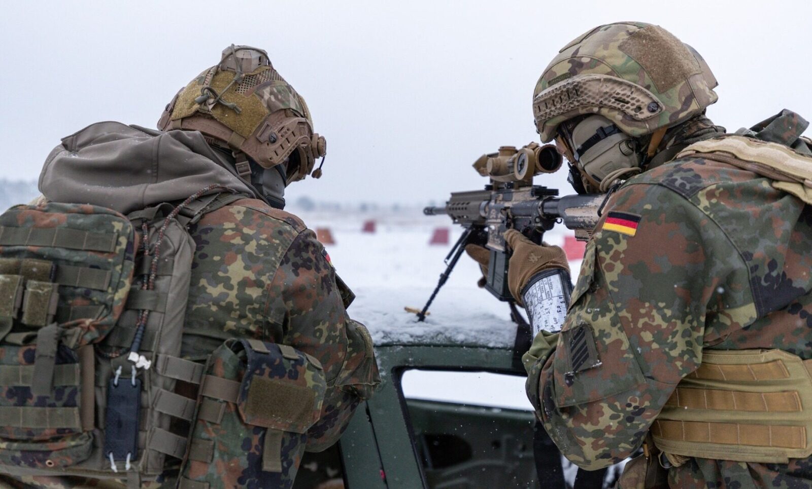 Germania clarifică plecarea bărbaților apți de luptă: Ce prevede legea