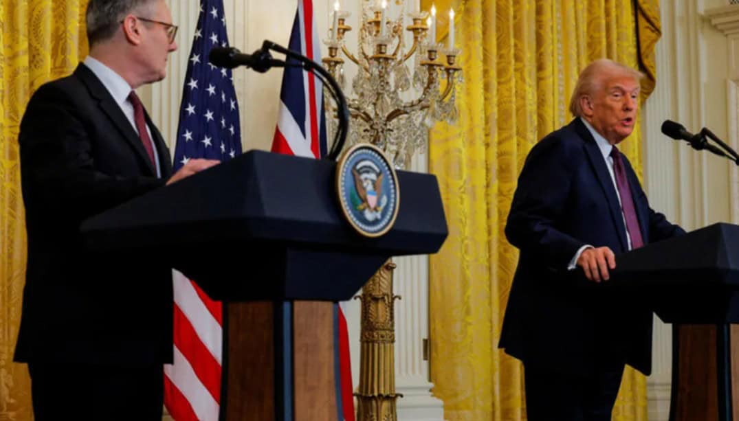 Marea Britanie evită blocada lui Donald Trump: Starmer cere redeschiderea strâmtorii Ormuz