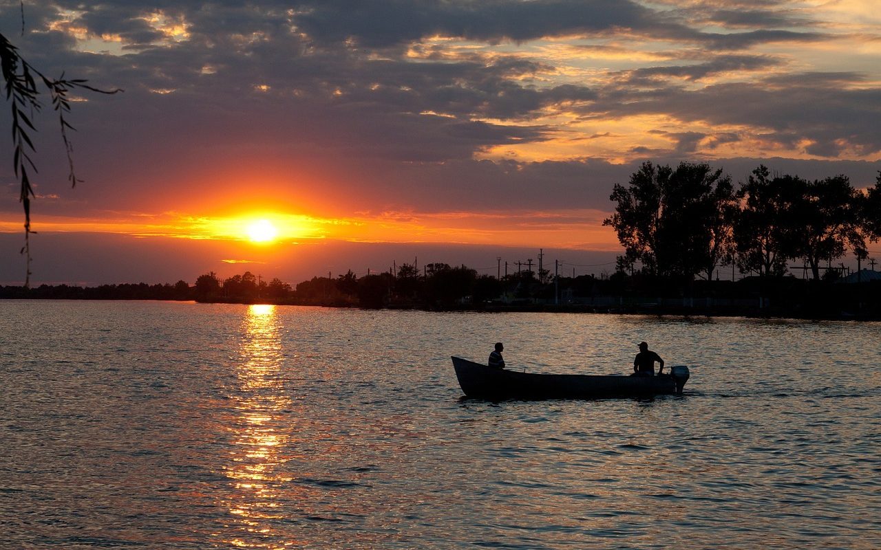 Un „studio plutitor” aduce arta britanică tinerilor, o inovație