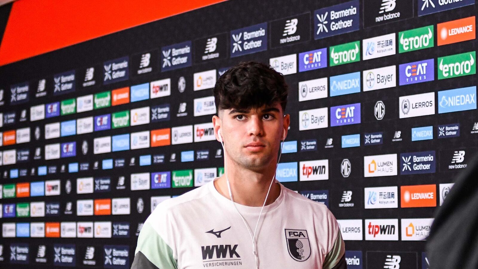 Massengo și Ribeiro, titulari surpriză la Leverkusen
