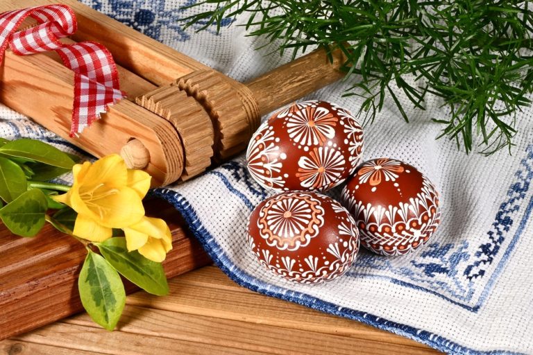 Paște: Ce tradiții străvechi respectă românii, an de an?