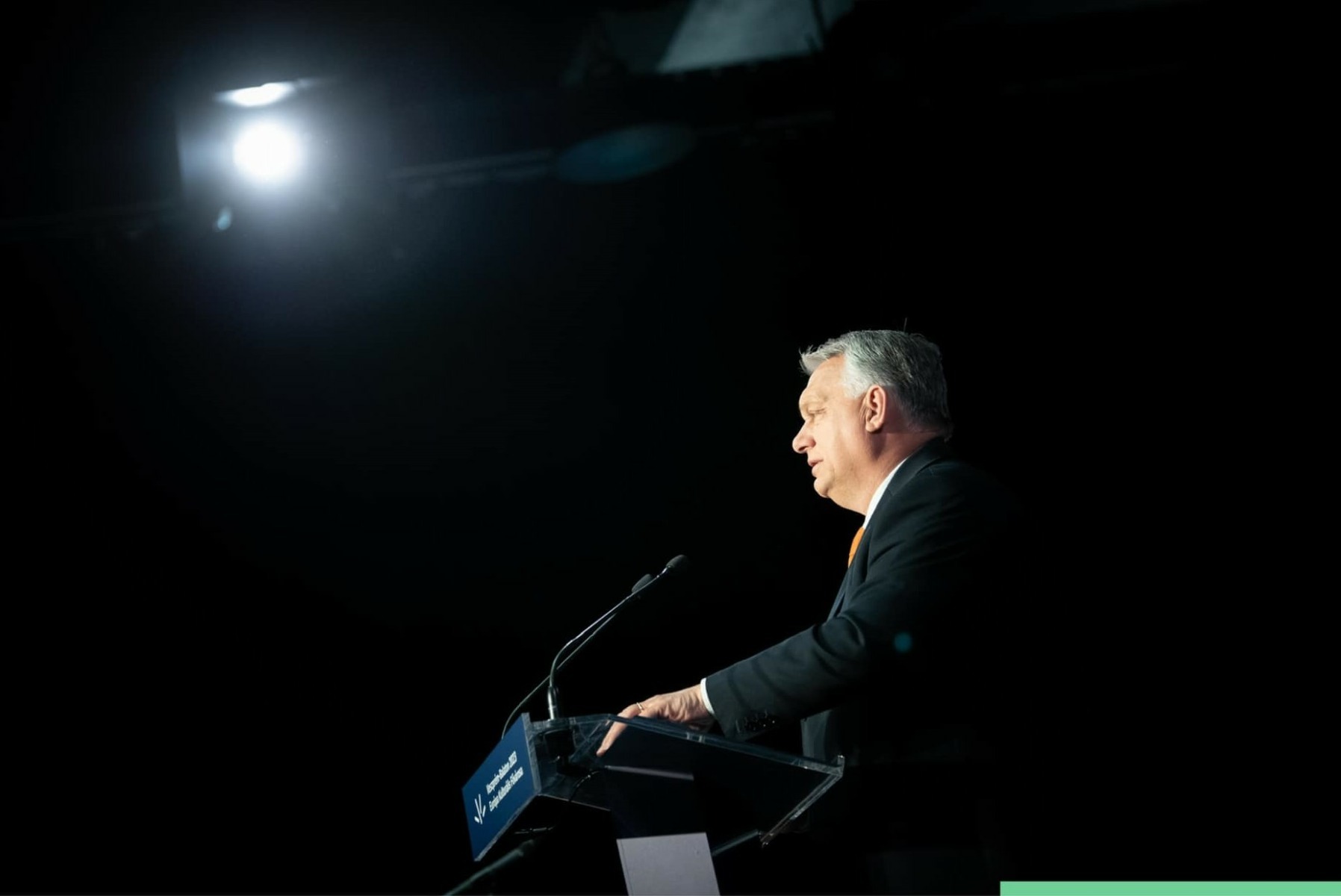 Declinul extremei drepte: Ce se întâmplă după eșecul lui Viktor Orban în Ungaria?