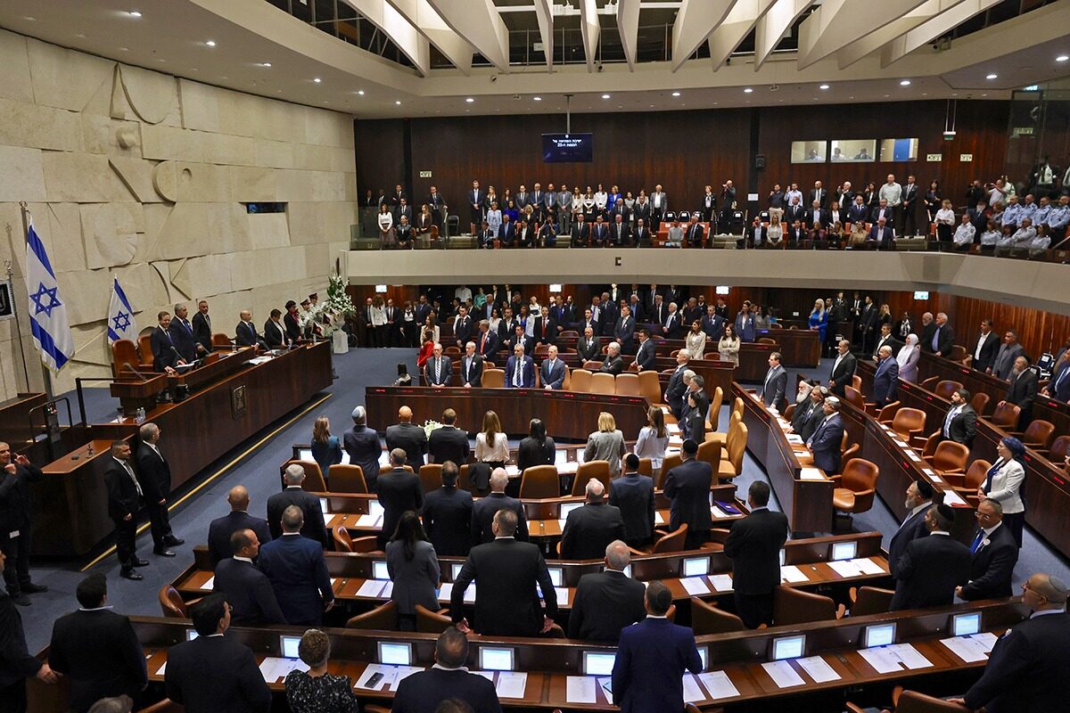 Puterea și opoziția din Israel, la cuțite: Dizolvă Knesset-ul în anul alegerilor