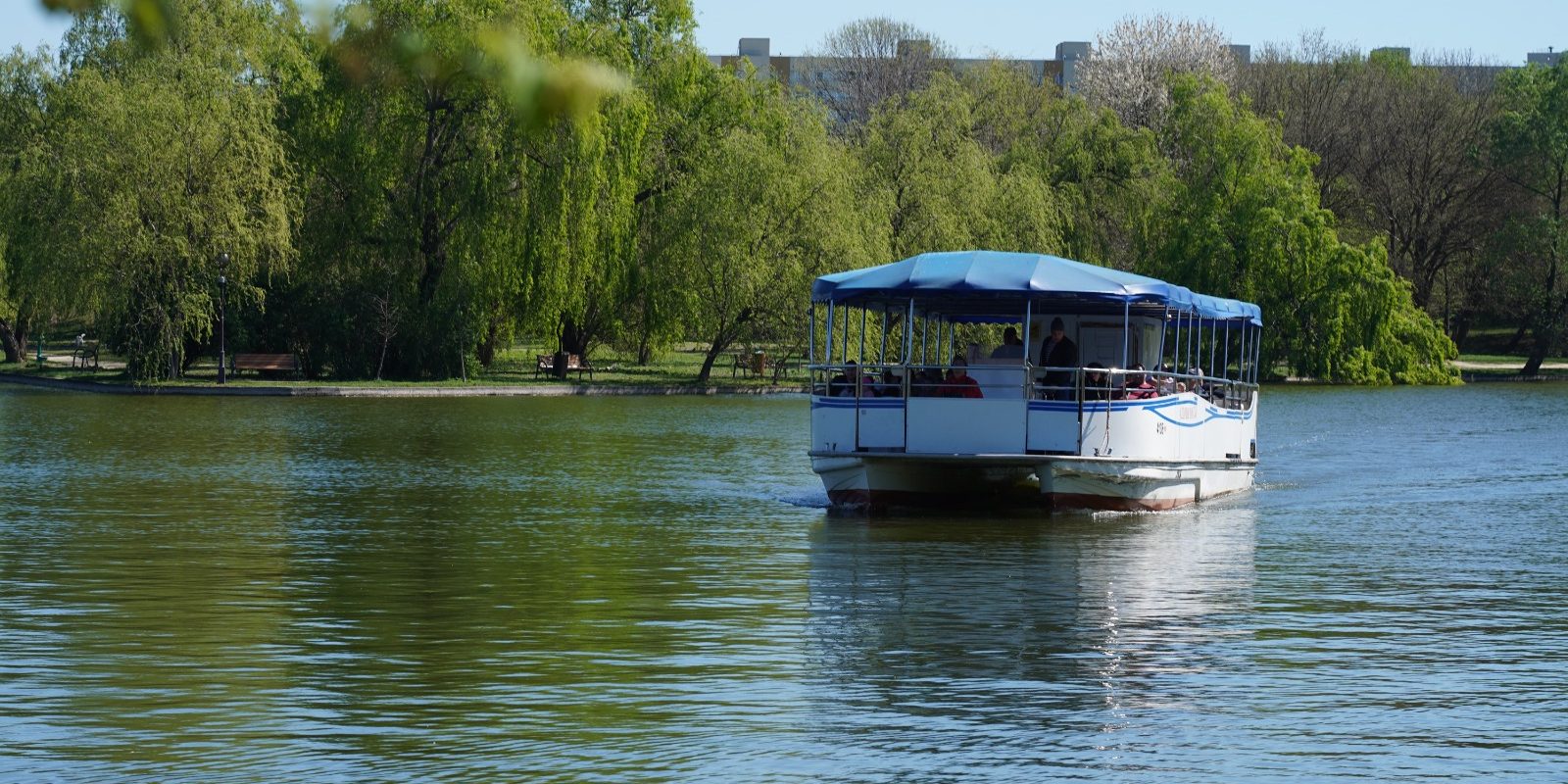 Gratuit prin Parcul IOR: Vaporașul te plimbă zilnic. Vezi programul