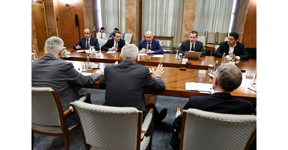 Bolojan, discuții cruciale cu AtkinsRealis: Cernavodă, pe harta energiei nucleare