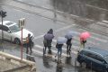 HARTĂ Meteorologii au actualizat codurile de ploi, vijelii și vreme rece. E vizată aproape toată țara