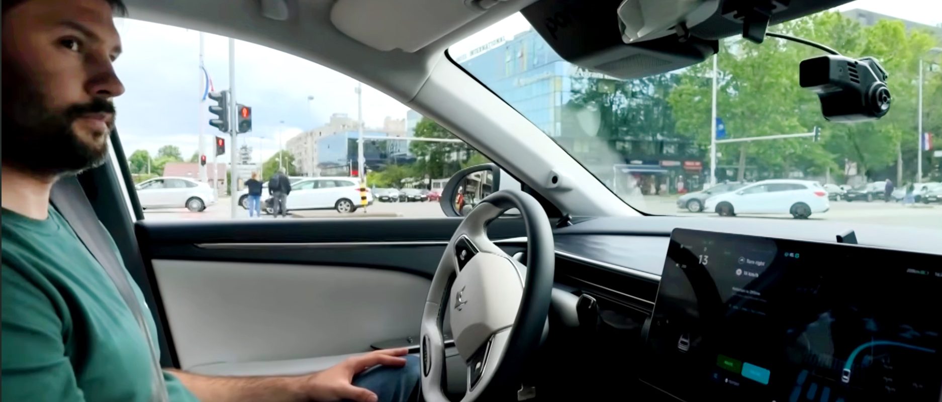 Uber introduce taxiurile fără șofer în Europa: Prima țară unde le poți comanda