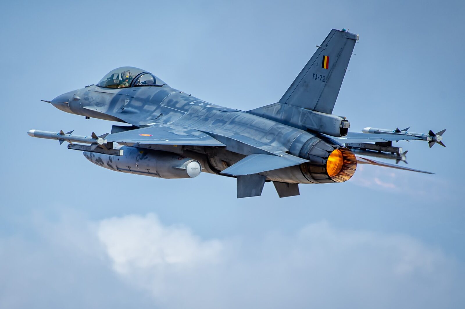 MApN: F-16 și elicoptere, de urgență la Galați! Drona, totuși, n-a fost doborâtă