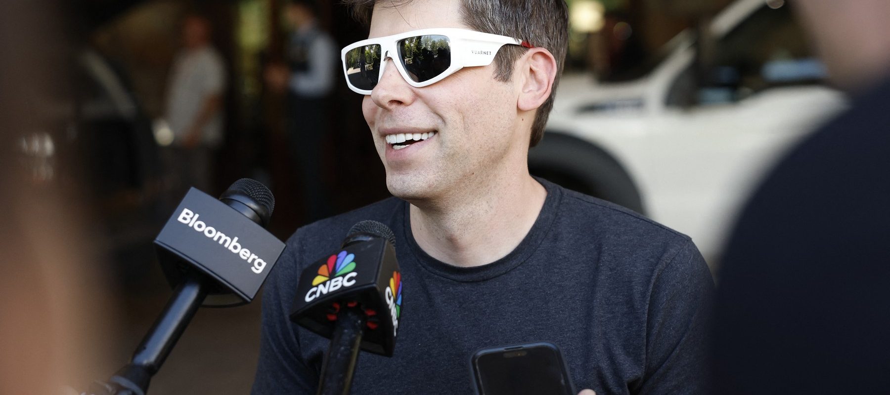 Apocalipsa locurilor de muncă: Optimismul lui Sam Altman, în pofida concedierilor