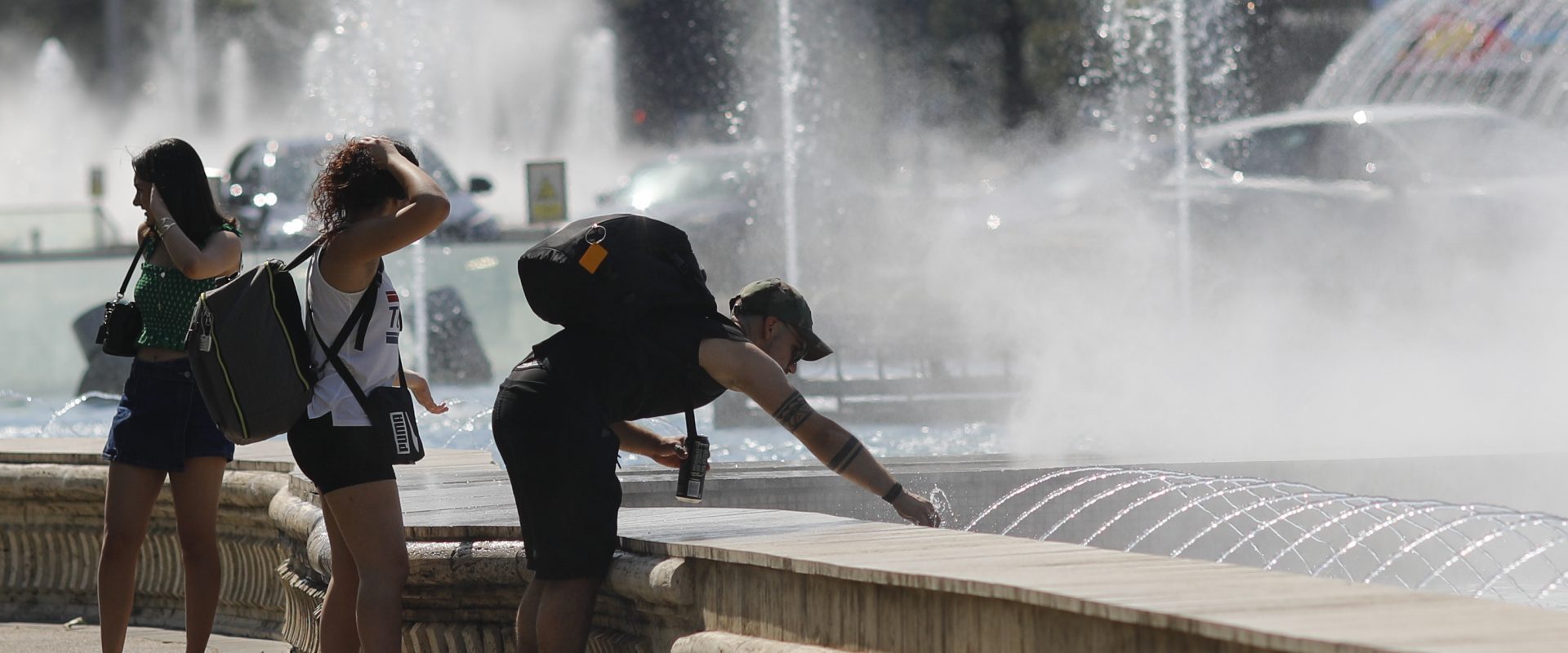 Codul roșu de temperaturi extreme a fost extins de ANM. Alerte de vijelii puternice intră în vigoare în câteva ore