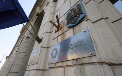 Ministerul Mediului: Plângere penală pentru dejecții în lacul Crețuleasca