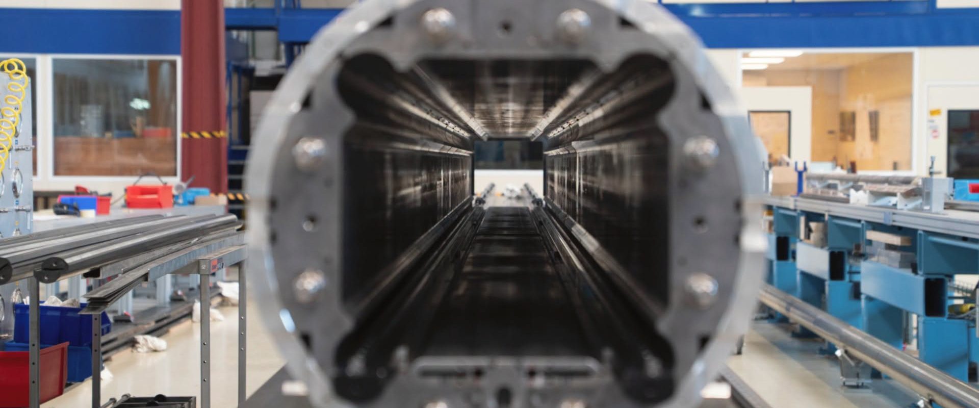 CERN închide acceleratorul uriaș. Pregătiri pentru experimente noi