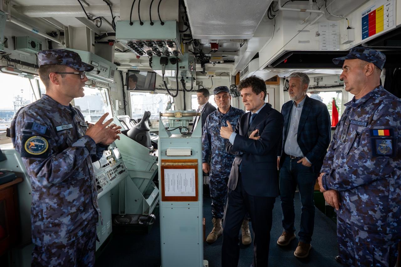 Nicușor Dan la dana unde a explodat drona. NATO convoacă ședință pe securitatea Mării Negre