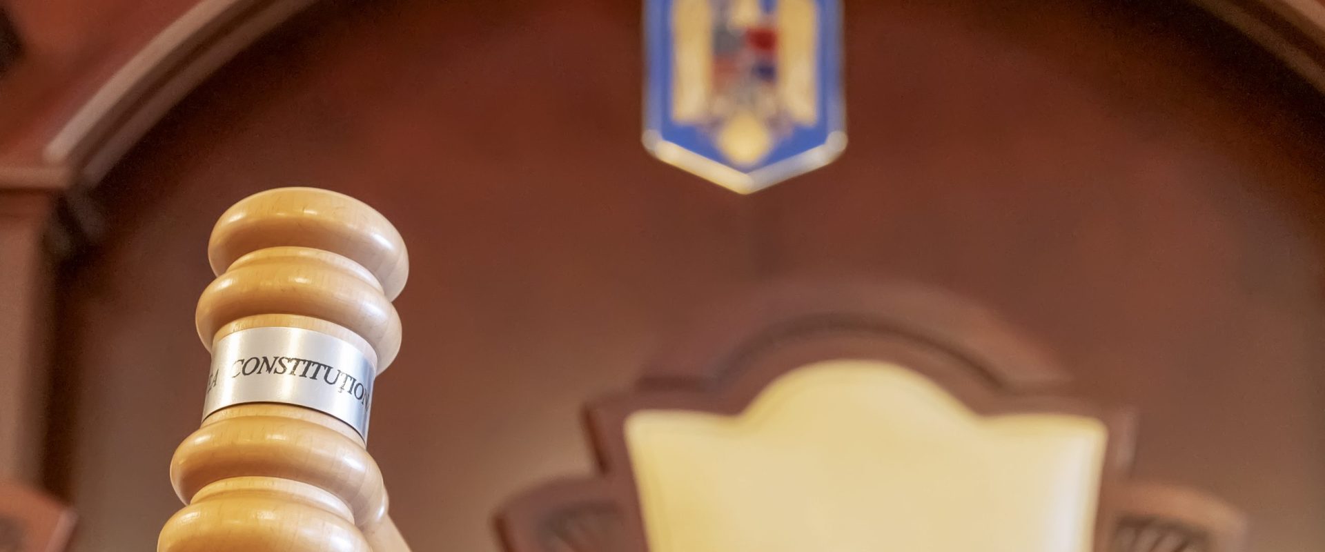 CCR decide conflictul Guvern-Parlament pe ordonanța SAFE