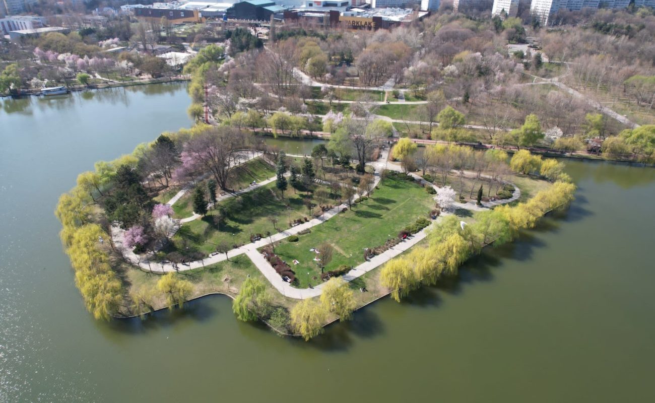 Plajă gratis în București: Unde te bronzezi ca pe litoral