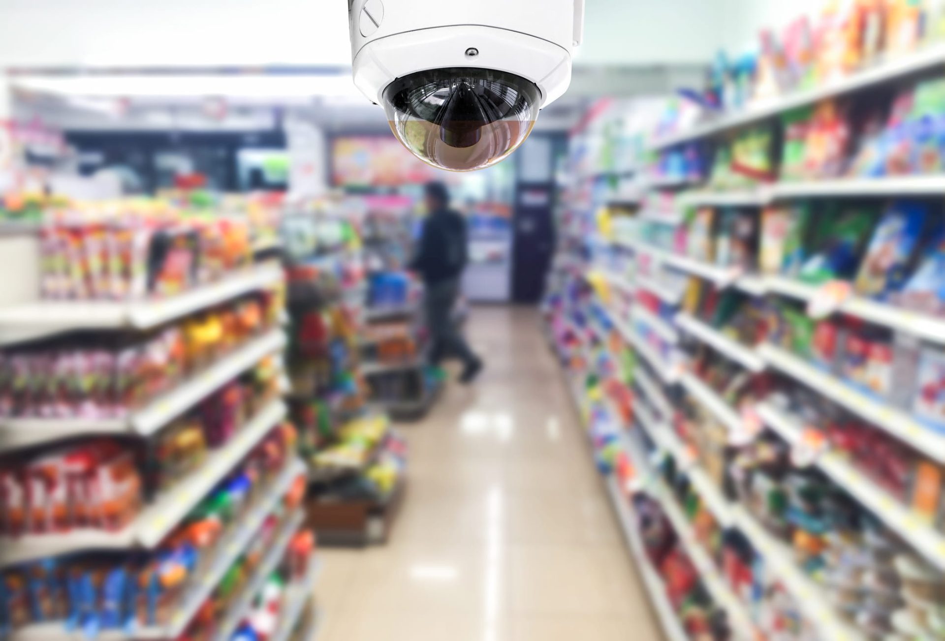 Supermarket Britanic, Acuzat de Practici Orwelliene