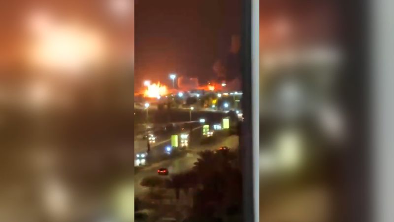 SUA bombardează Iranul, sancțiuni noi la petrol