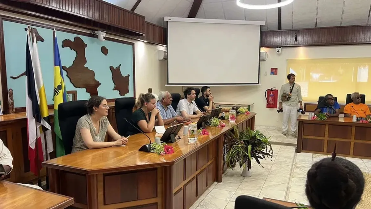 Deputații France Insoumise, tur de forță în Caledonia Nouă