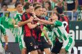 Antony, eliminat într-o bătaie generală pe teren. Un jucător de la Betis, roșu