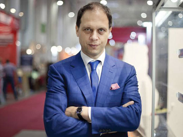 Companiile premium lansează branduri ieftine pe fondul crizei