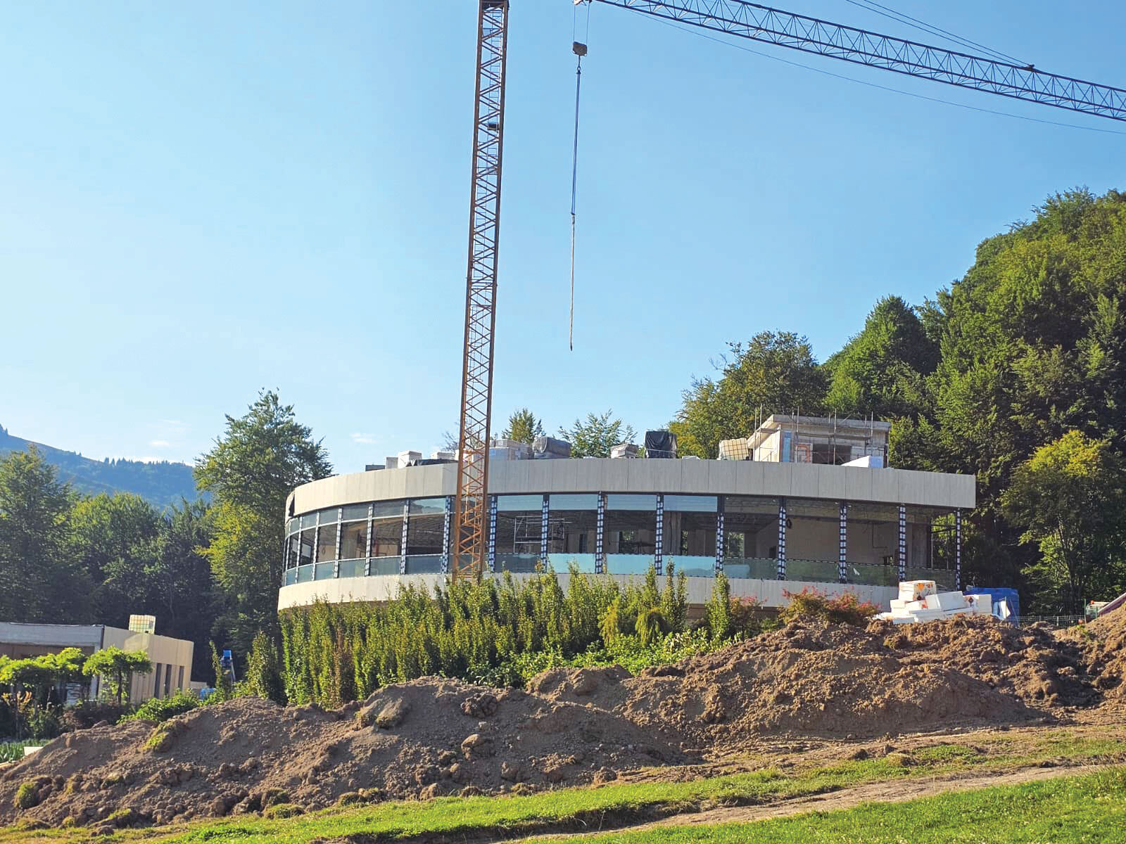 Hotel de lux pe Doftana: Se deschide anul acesta, 24 de apartamente