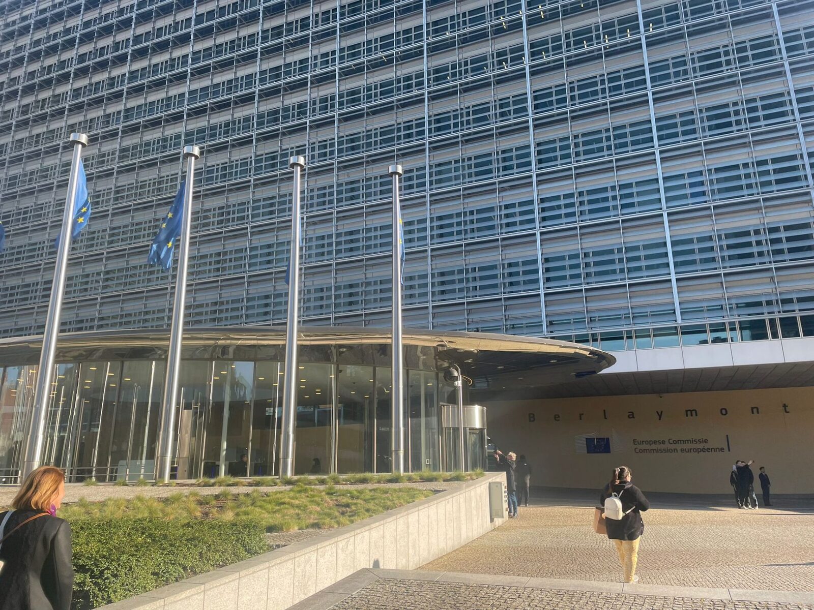 S&D: Nu vom lăsa România să plătească prețul standardelor duble